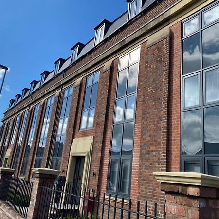 No5 At 53 - 2 Bed Apartment In Leek, Staffs Peak District Buitenkant foto