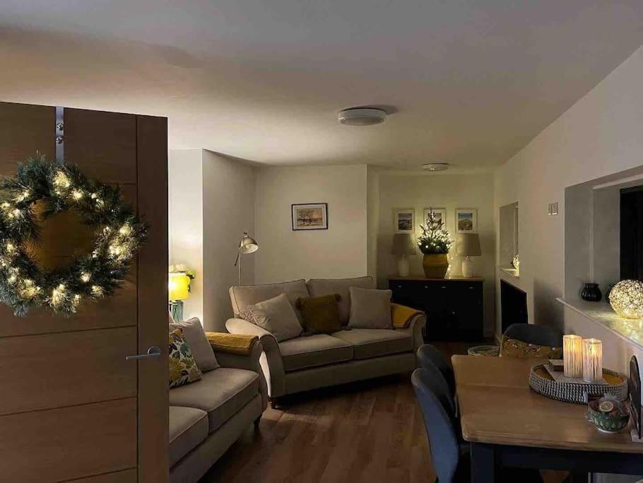 No5 At 53 - 2 Bed Apartment In Leek, Staffs Peak District Buitenkant foto