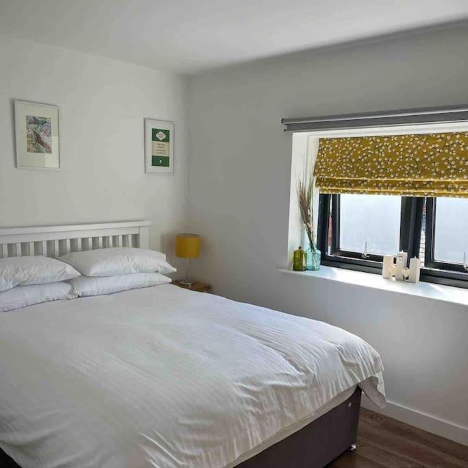 No5 At 53 - 2 Bed Apartment In Leek, Staffs Peak District Buitenkant foto